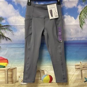 - Brand new with tags Woman’s RBX capri. Size small.